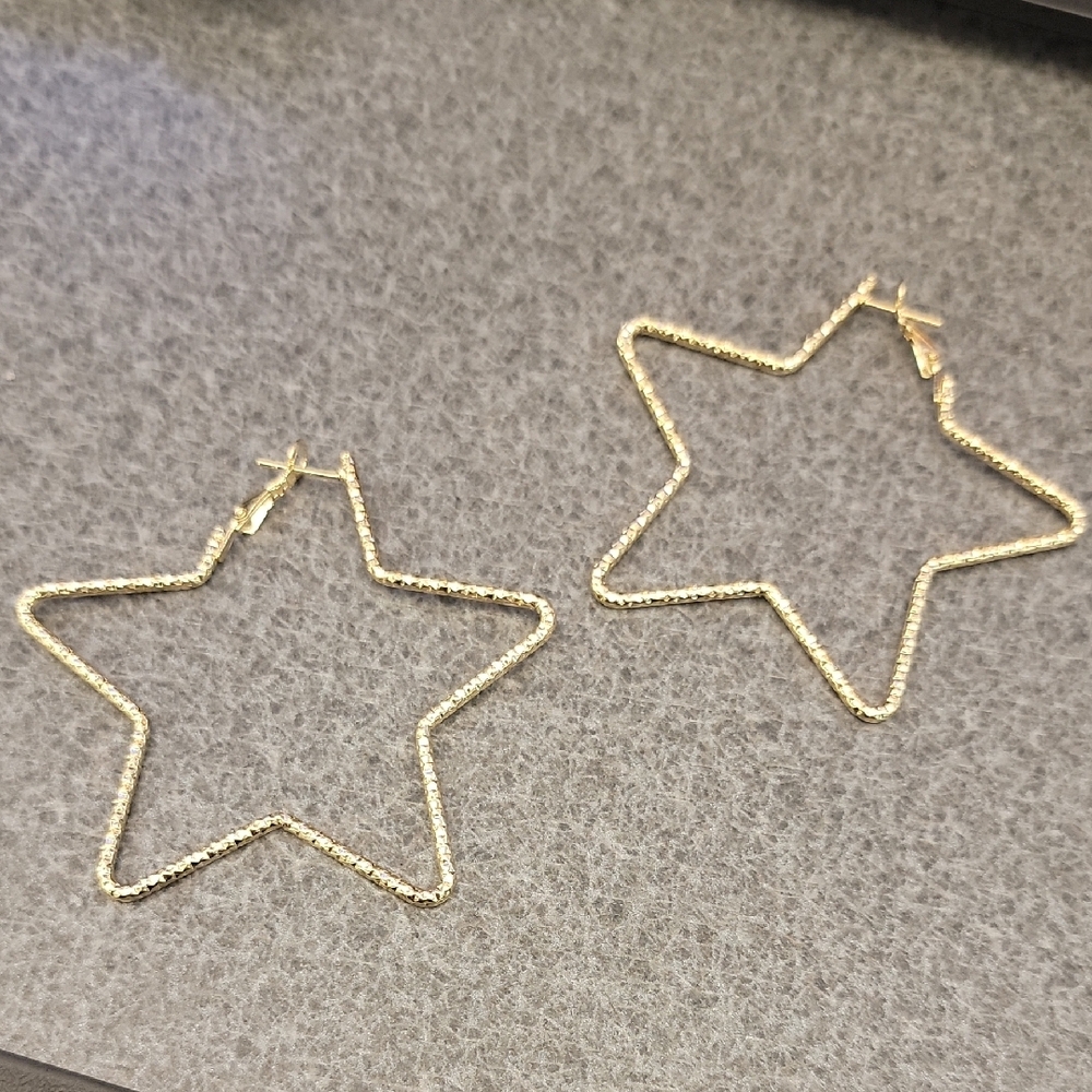 Gold Star Earrings